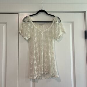 Sundance Women's White Lace Shortsleeve Shirt‎ Shear Size Small
